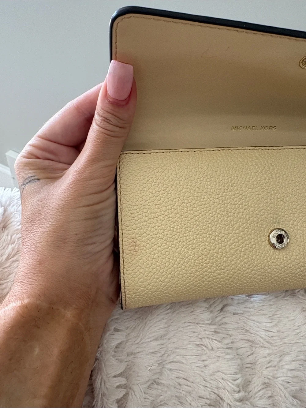 Michael Kors Beige Leather Clutch Wallet